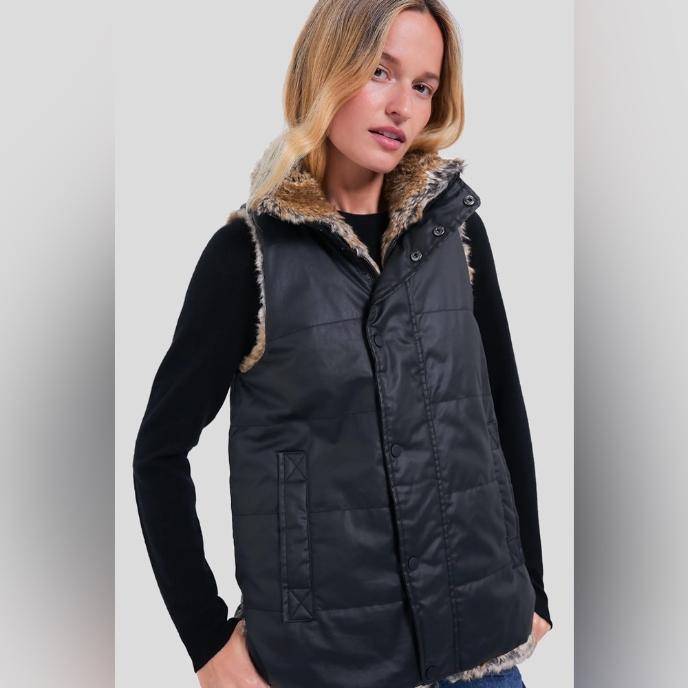 Tuckernuck Emilia Wax Fir Reversible Vest, Large